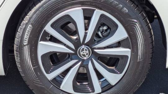 2019 Toyota Prius Prime - Images - 13