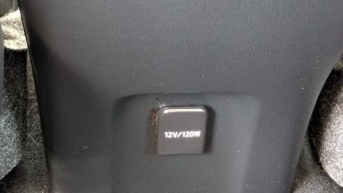 2019 Toyota Prius Prime - Images - 16