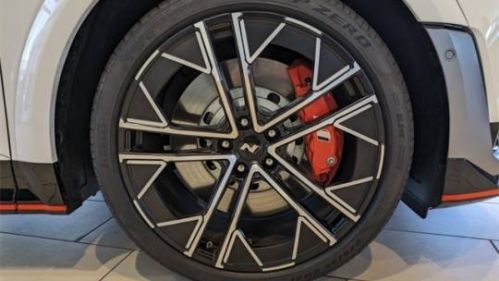 2025 Hyundai IONIQ 5 KM8KNDA87SU001885