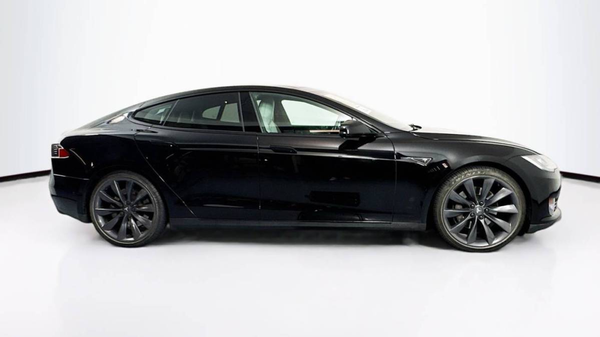2016 Tesla Model S - Images - 4