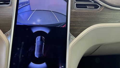 2016 Tesla Model S - Images - 12