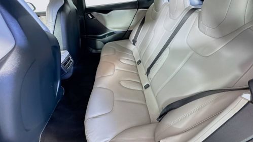 2016 Tesla Model S - Images - 20