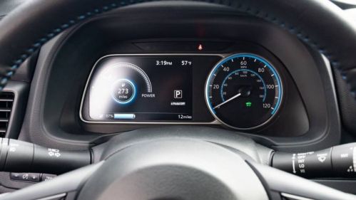 2025 Nissan LEAF - Images - 12
