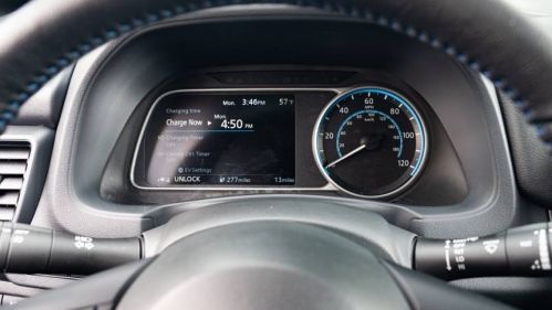 2025 Nissan LEAF - Images - 12