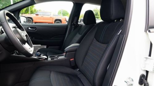 2025 Nissan LEAF - Images - 19