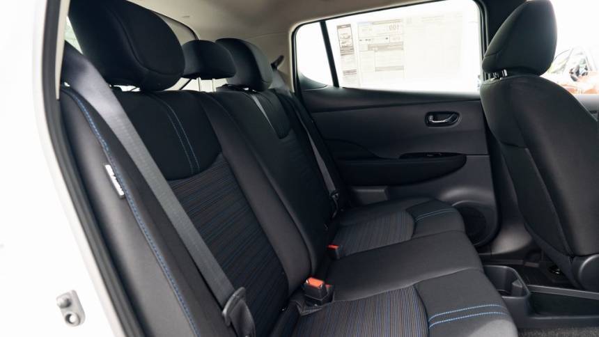 2025 Nissan LEAF - Images - 23