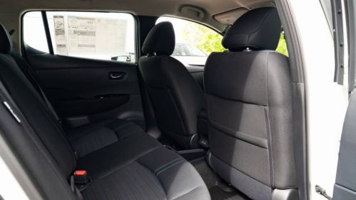 2025 Nissan LEAF - Images - 24