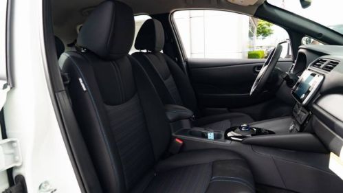 2025 Nissan LEAF - Images - 25