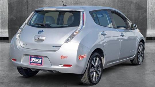 2015 Nissan LEAF - Images - 5