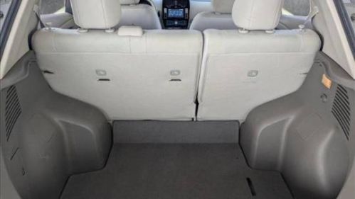 2015 Nissan LEAF - Images - 6