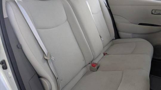2015 Nissan LEAF - Images - 20