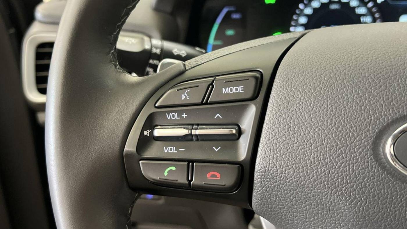 2019 Hyundai IONIQ KMHC75LD1KU136214