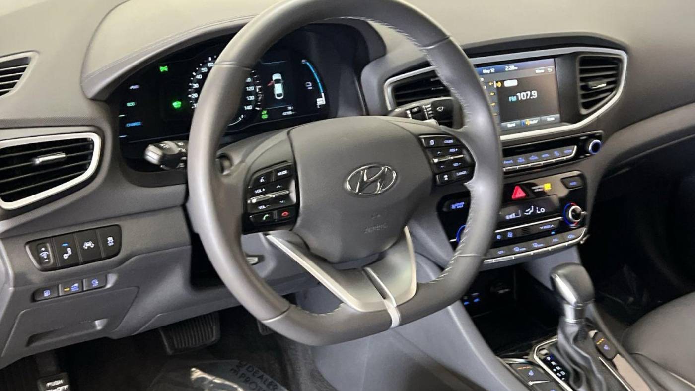 2019 Hyundai IONIQ KMHC75LD1KU136214
