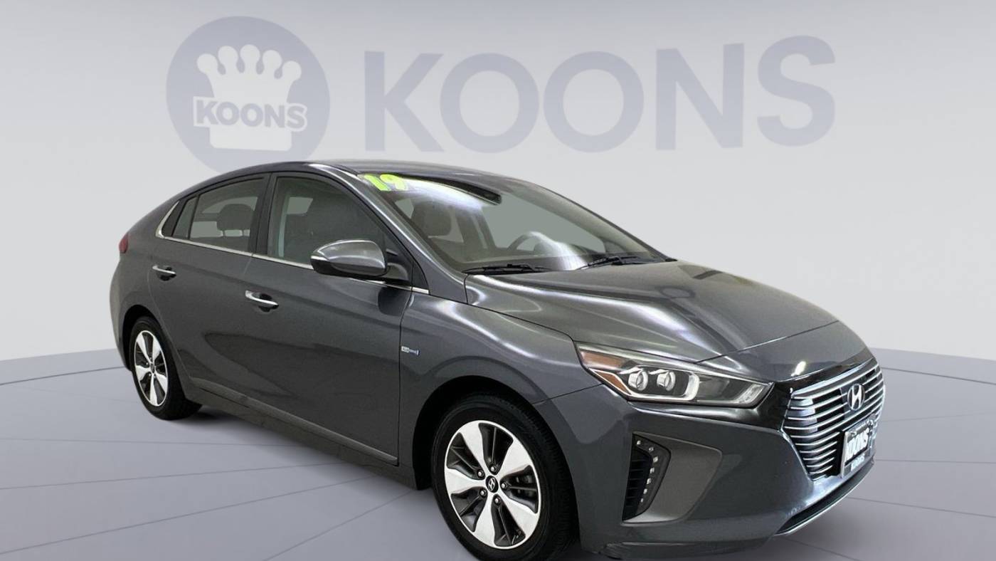 2019 Hyundai IONIQ KMHC75LD1KU136214