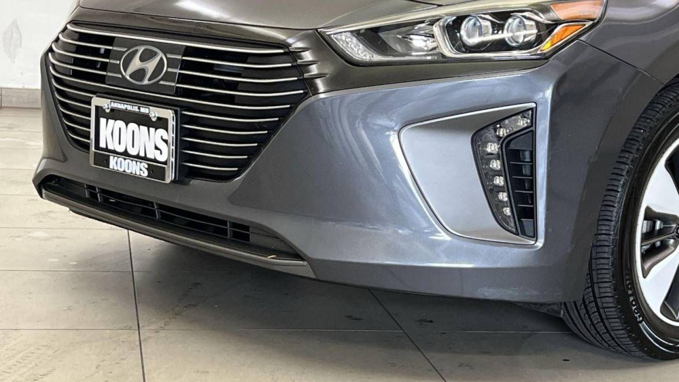 2019 Hyundai IONIQ KMHC75LD1KU136214