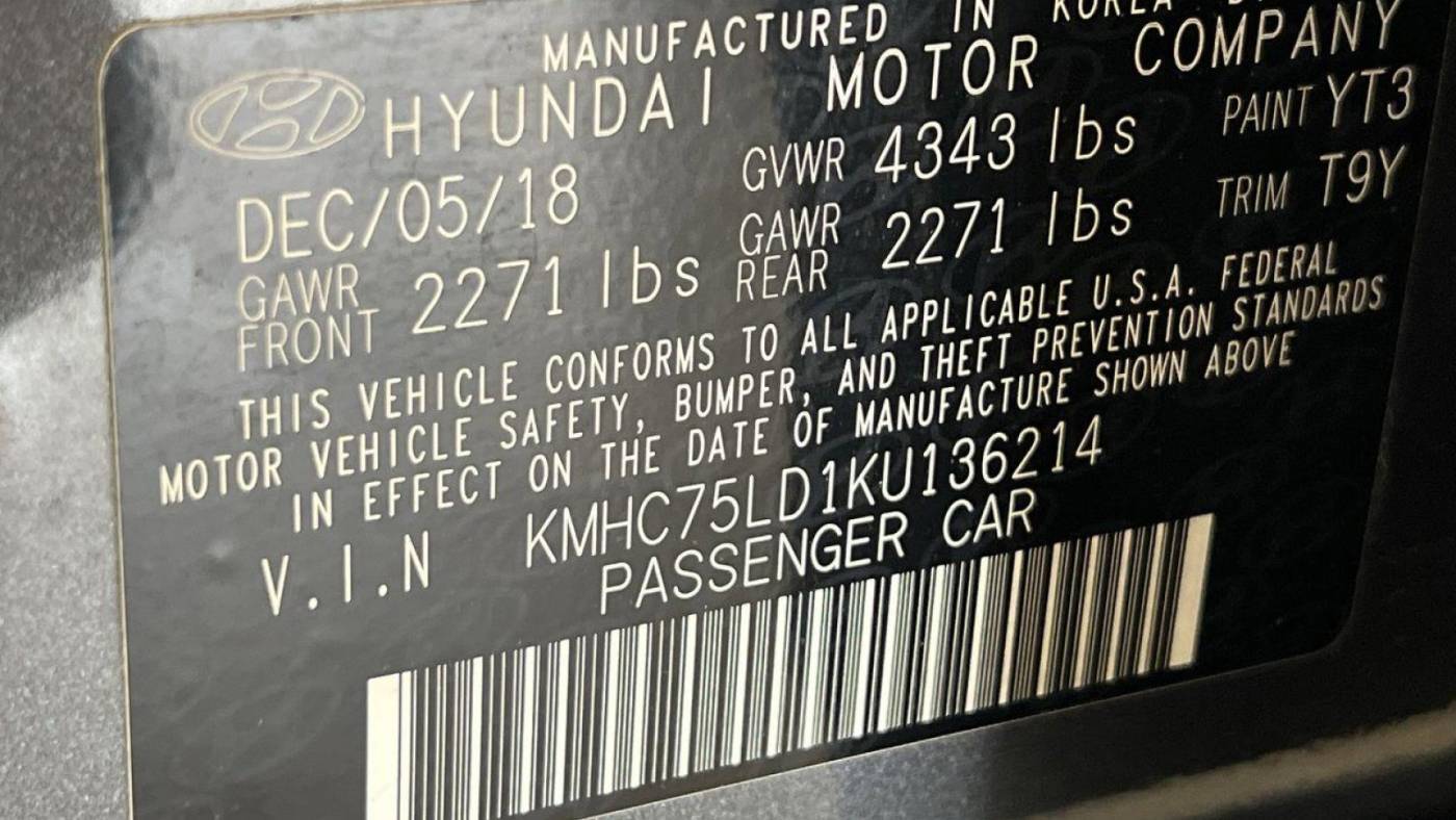 2019 Hyundai IONIQ KMHC75LD1KU136214