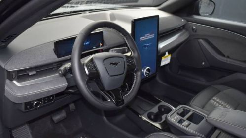 2025 Ford Mustang Mach E - Images - 5