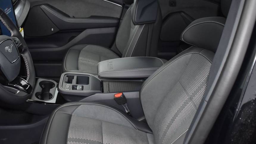 2025 Ford Mustang Mach E - Images - 7
