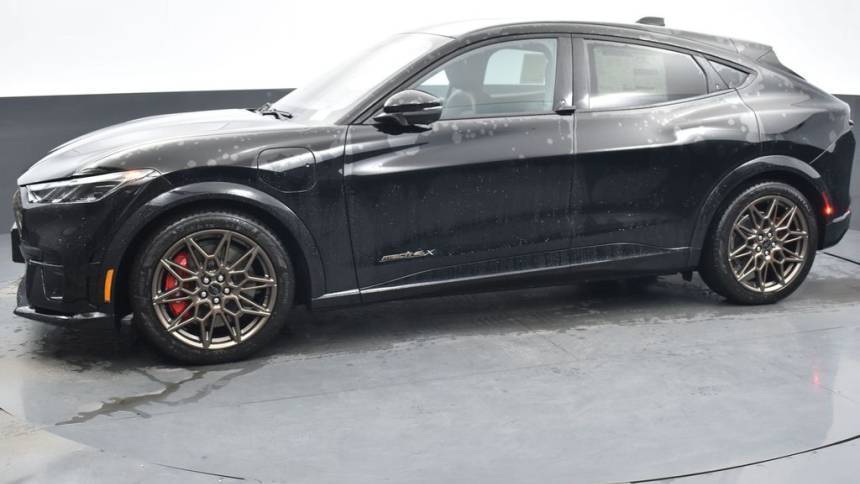 2025 Ford Mustang Mach E - Images - 18