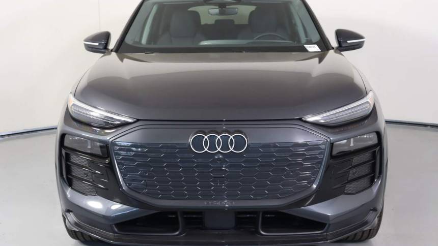 2025 Audi Q6 e-tron - Images - 4