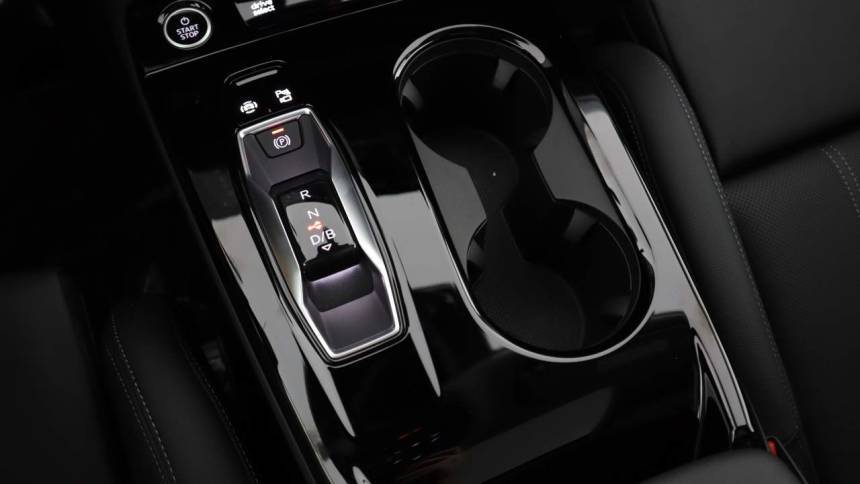 2025 Audi Q6 e-tron - Images - 6