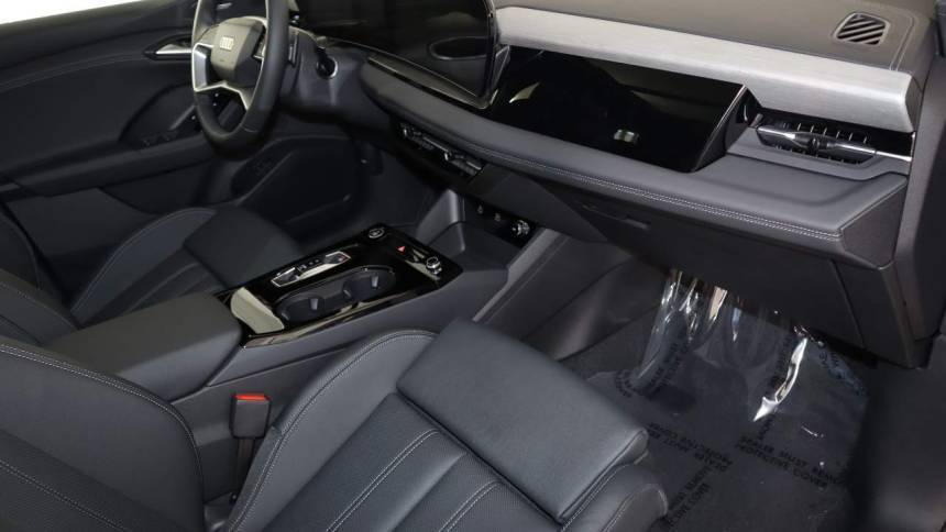 2025 Audi Q6 e-tron - Images - 13