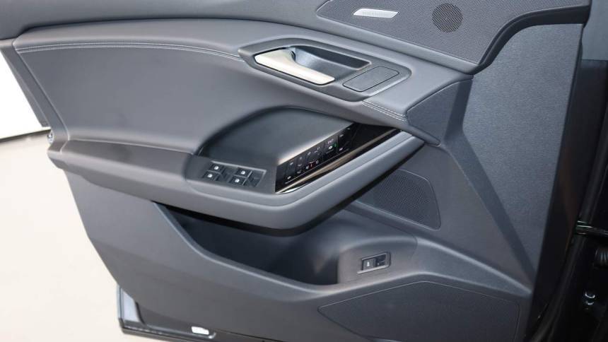 2025 Audi Q6 e-tron - Images - 14