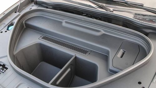2025 Audi Q6 e-tron - Images - 28