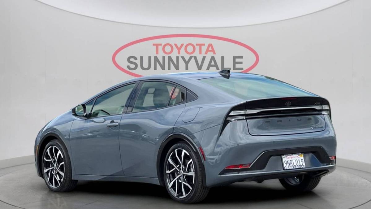 2024 Toyota Prius Prime - Images - 8
