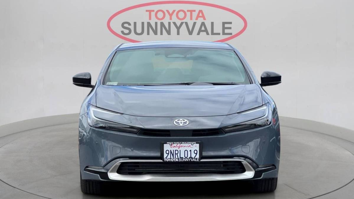 2024 Toyota Prius Prime - Images - 12