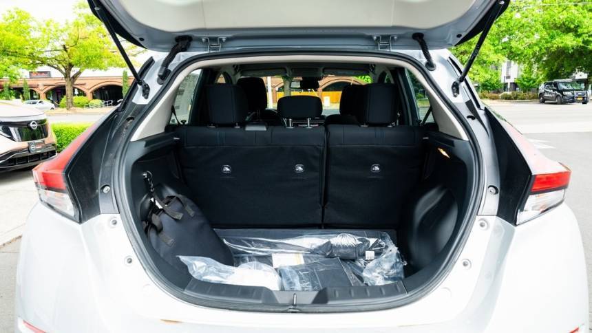 2025 Nissan LEAF - Images - 7