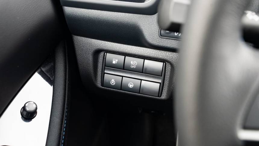2025 Nissan LEAF - Images - 13