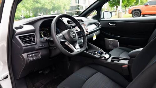 2025 Nissan LEAF - Images - 20