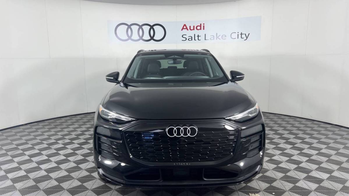 2025 Audi Q6 e-tron - Images - 2