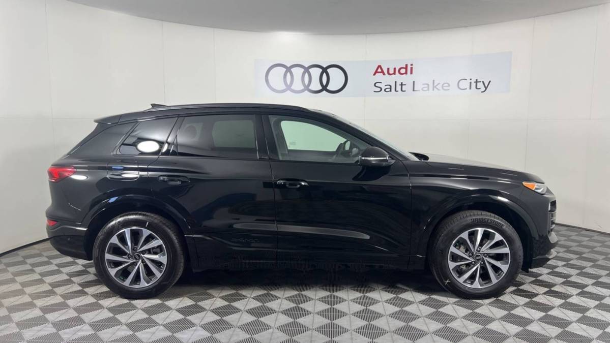 2025 Audi Q6 e-tron - Images - 8