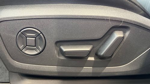 2025 Audi Q6 e-tron - Images - 9