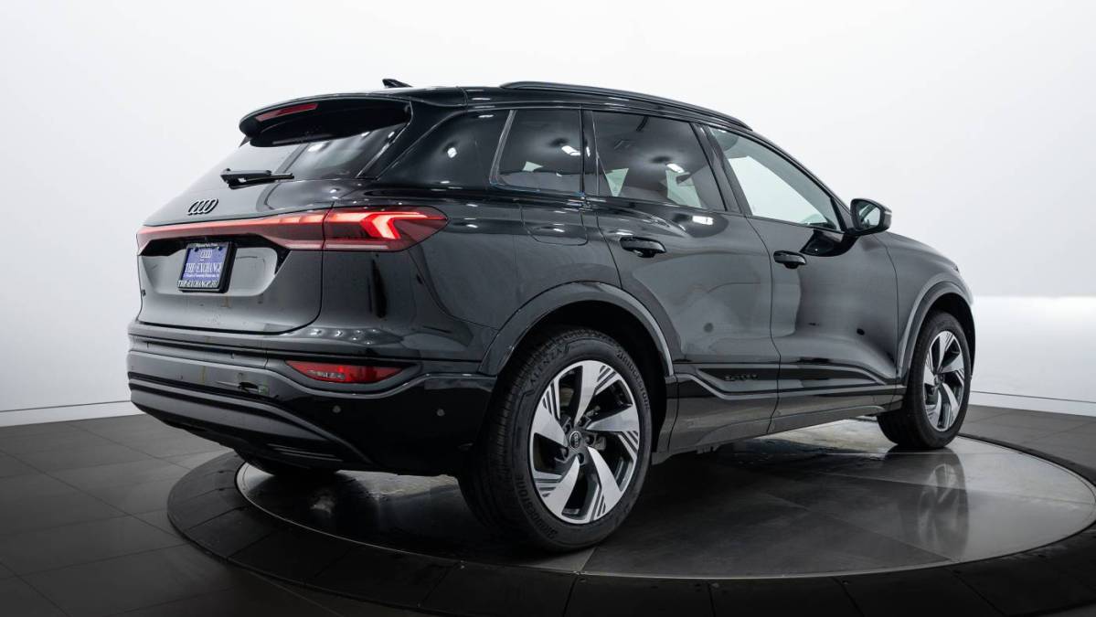 2025 Audi Q6 e-tron - Images - 3