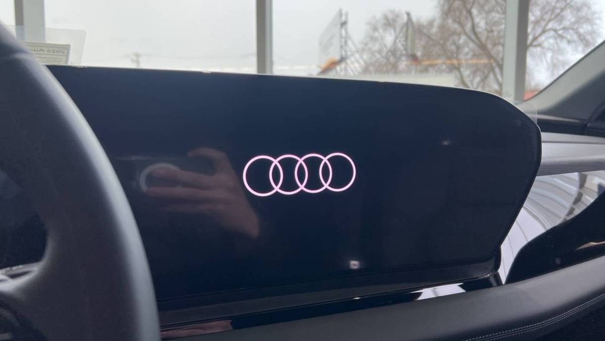 2025 Audi Q6 e-tron - Images - 14