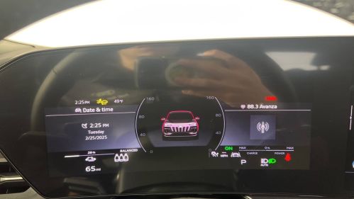 2025 Audi Q6 e-tron - Images - 15