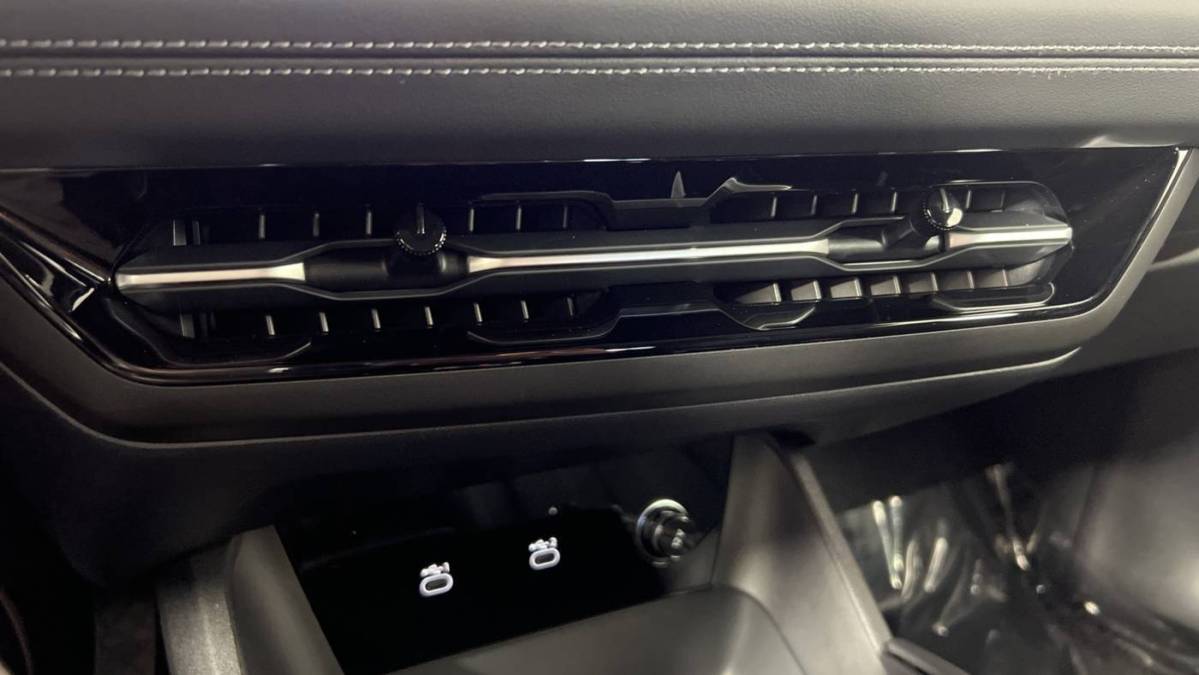 2025 Audi Q6 e-tron - Images - 18