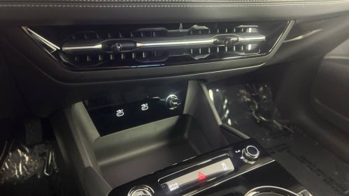 2025 Audi Q6 e-tron - Images - 17