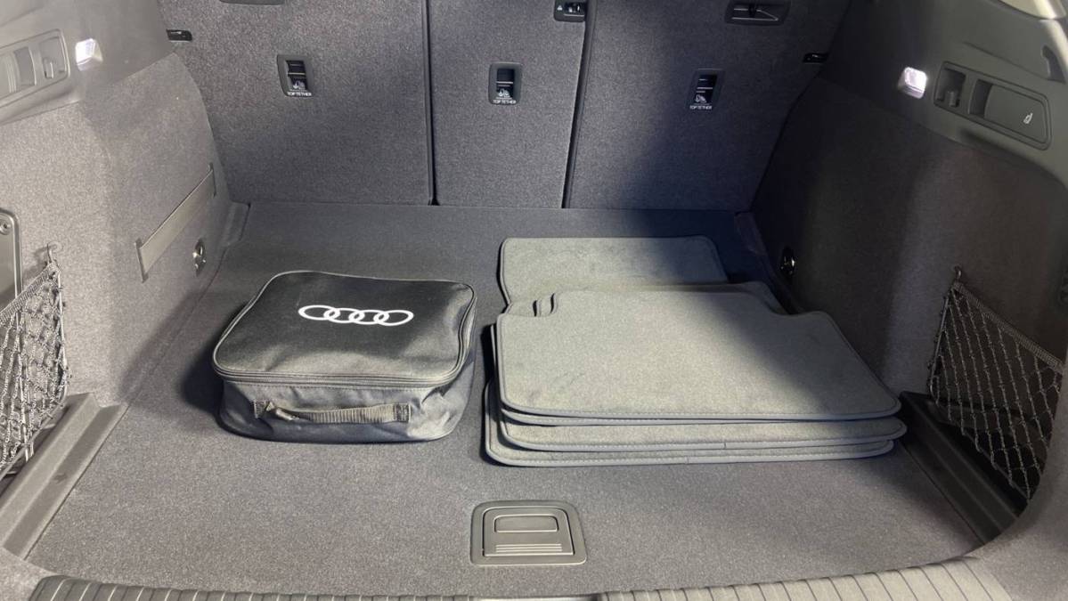 2025 Audi Q6 e-tron - Images - 22