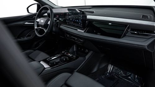 2025 Audi Q6 e-tron - Images - 16
