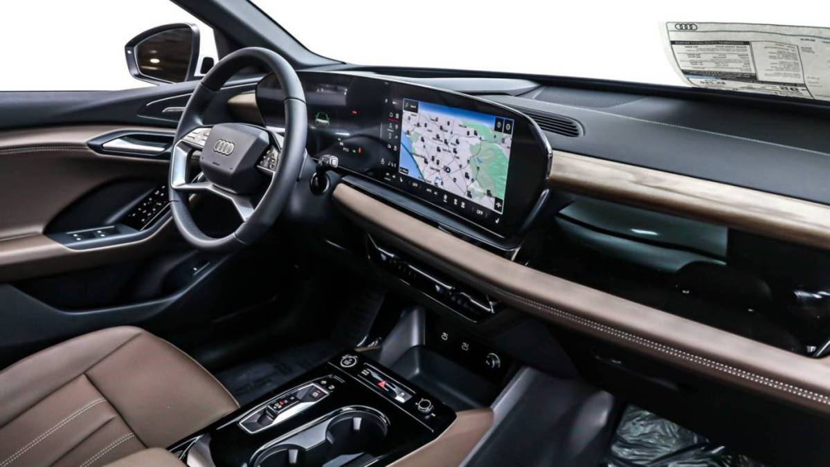 2025 Audi Q6 e-tron - Images - 5