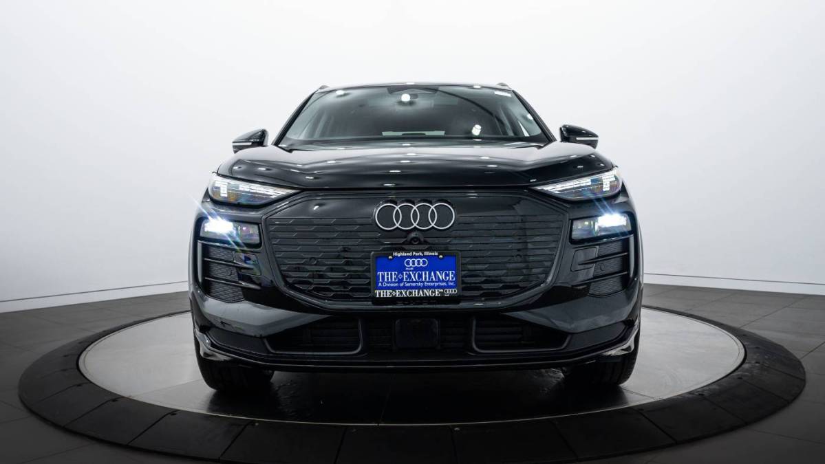 2025 Audi Q6 e-tron - Images - 21