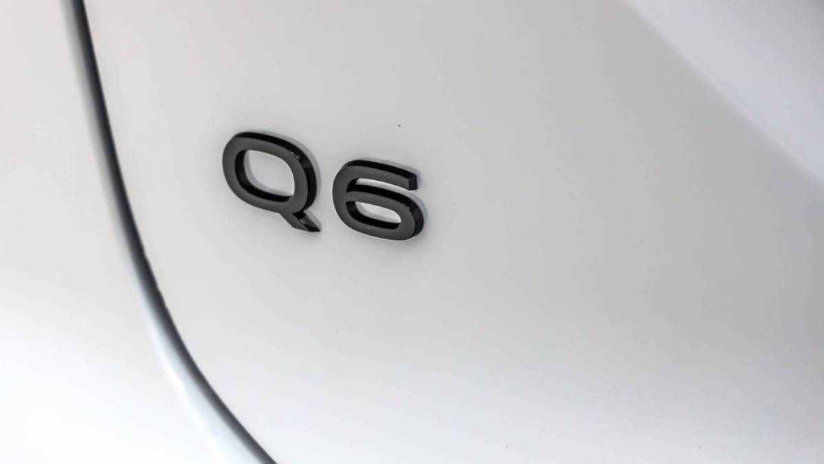 2025 Audi Q6 e-tron - Images - 9