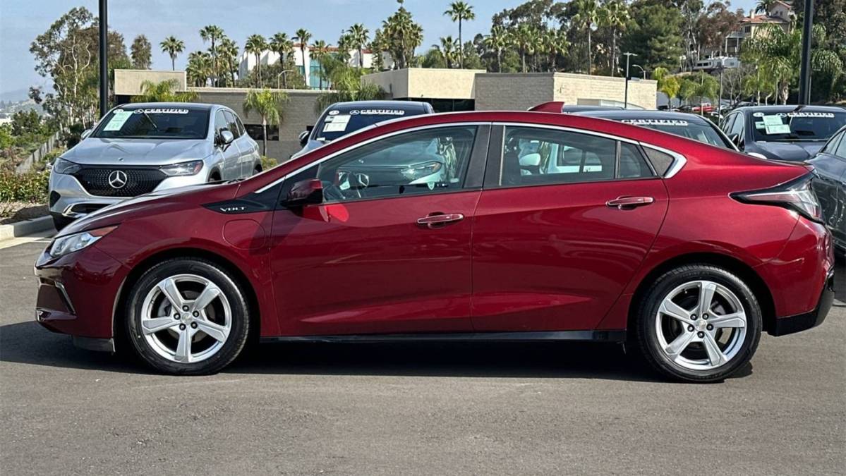 2017 Chevrolet VOLT - Images - 5
