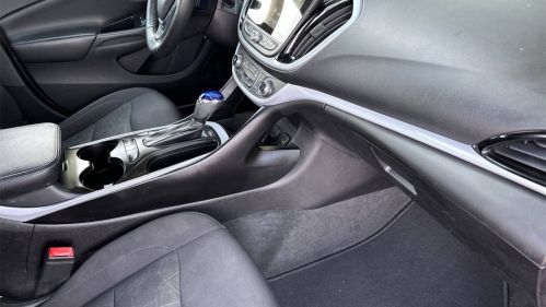 2017 Chevrolet VOLT - Images - 13