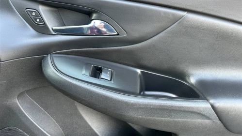 2017 Chevrolet VOLT - Images - 15