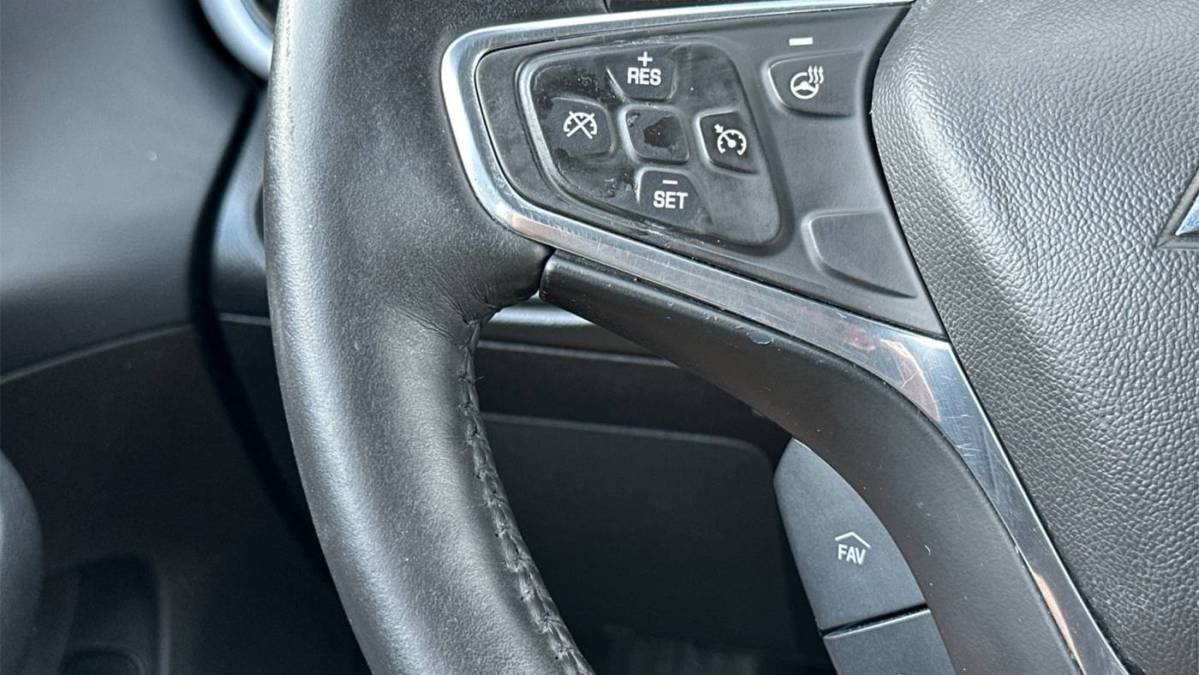 2017 Chevrolet VOLT - Images - 22